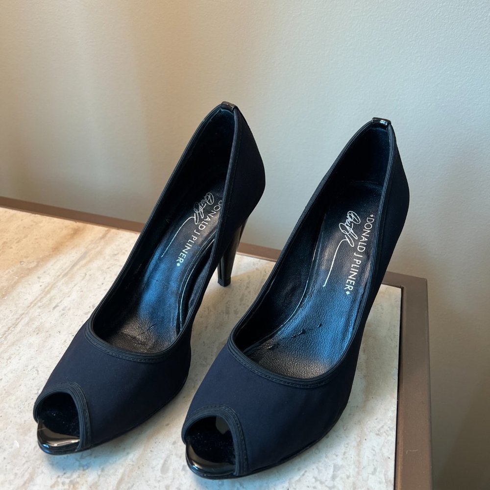 Donald Pliner Shoes